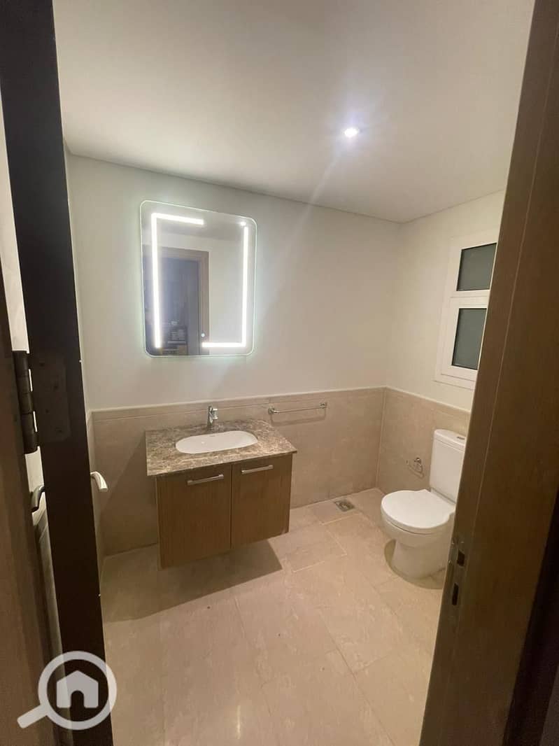 10 WhatsApp Image 2025-11-06 at 11.55. 07 AM. jpeg