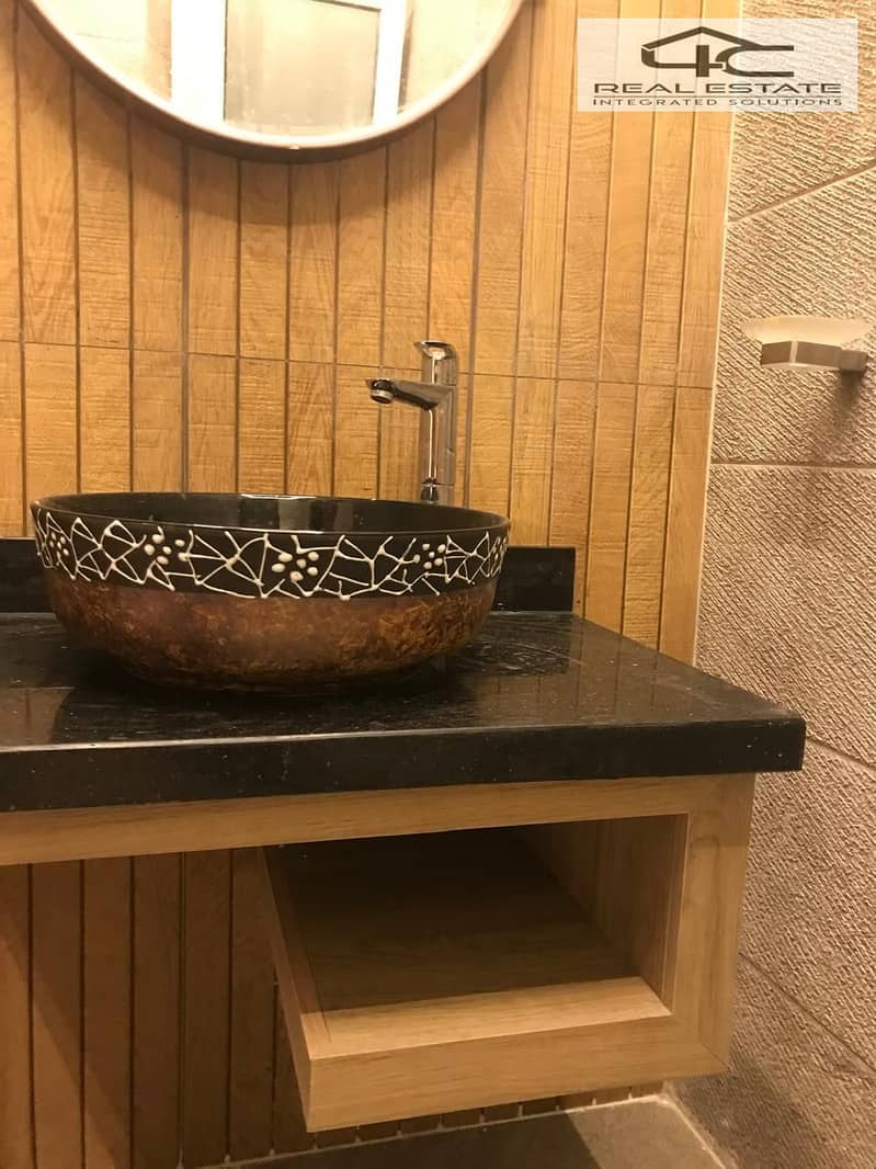 10 WhatsApp Image 2025-11-05 at 5.12. 23 PM. jpeg