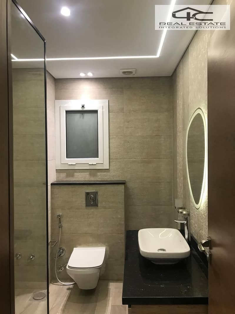 11 WhatsApp Image 2025-11-05 at 5.12. 20 PM. jpeg