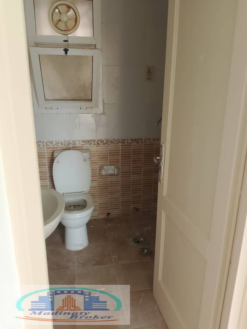 15 WhatsApp Image 2025-11-05 at 12.08. 11 PM (1). jpeg