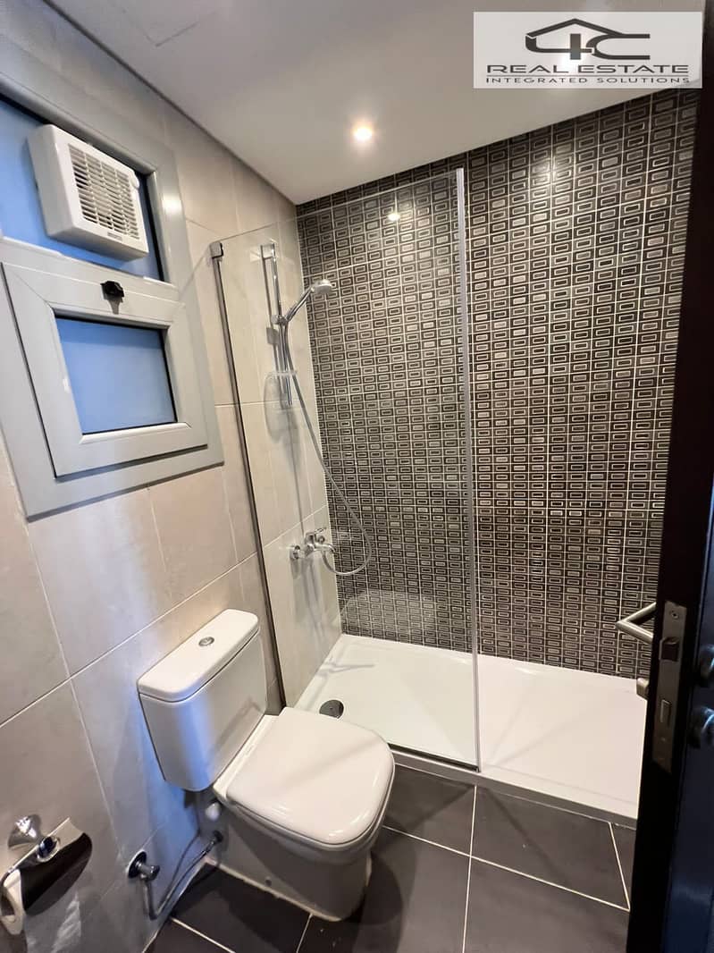 8 WhatsApp Image 2025-11-05 at 5.10. 19 PM (2). jpeg