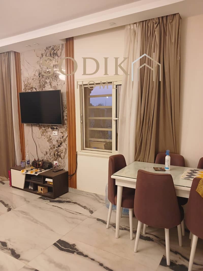 7 afc5cbcd-8bda-48d7-bf26-faf4a4835931. jpg