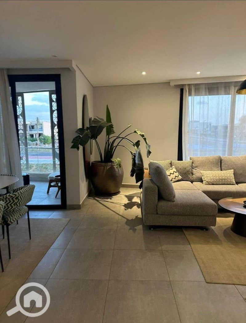 8 547078942_122136769064891699_3165818372722239423_n. jpg