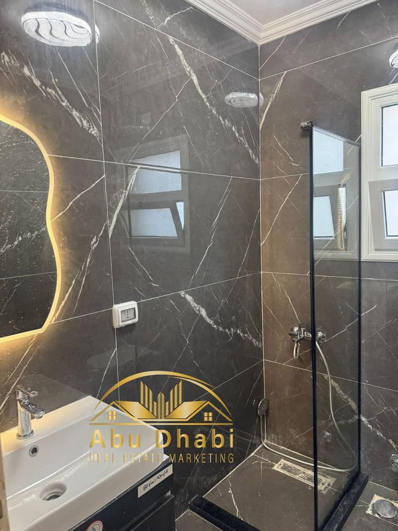 3 ad9a8fab-7917-407f-9fb2-f6cf03ab6d7b. jpg