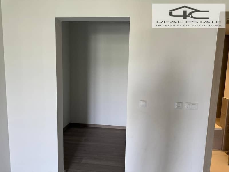 5 WhatsApp Image 2025-11-06 at 12.50. 52 AM (1). jpeg