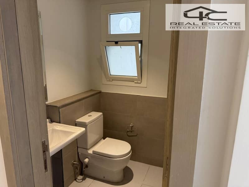 7 WhatsApp Image 2025-11-06 at 12.50. 50 AM (1). jpeg