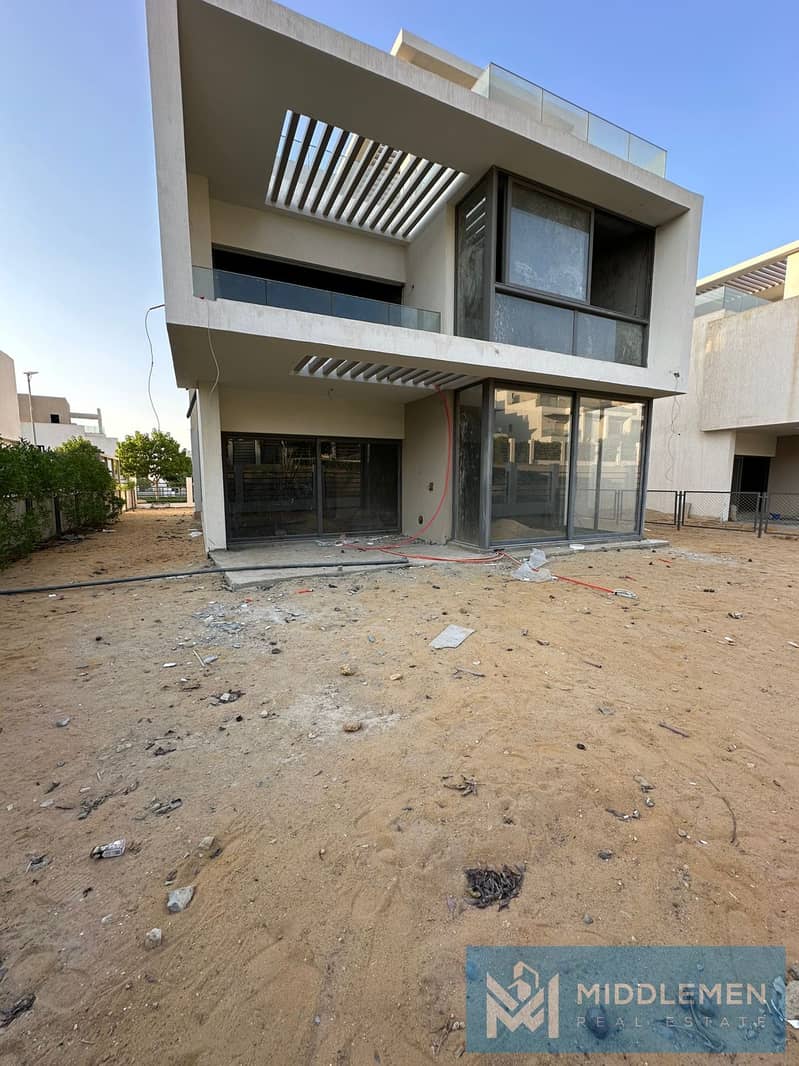 4 WhatsApp Image 2025-09-18 at 17.56. 09_58cf2cba. jpg