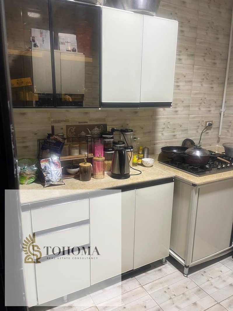 4 f4ee18dc-37c3-4129-a779-93d4051a865d. jpg