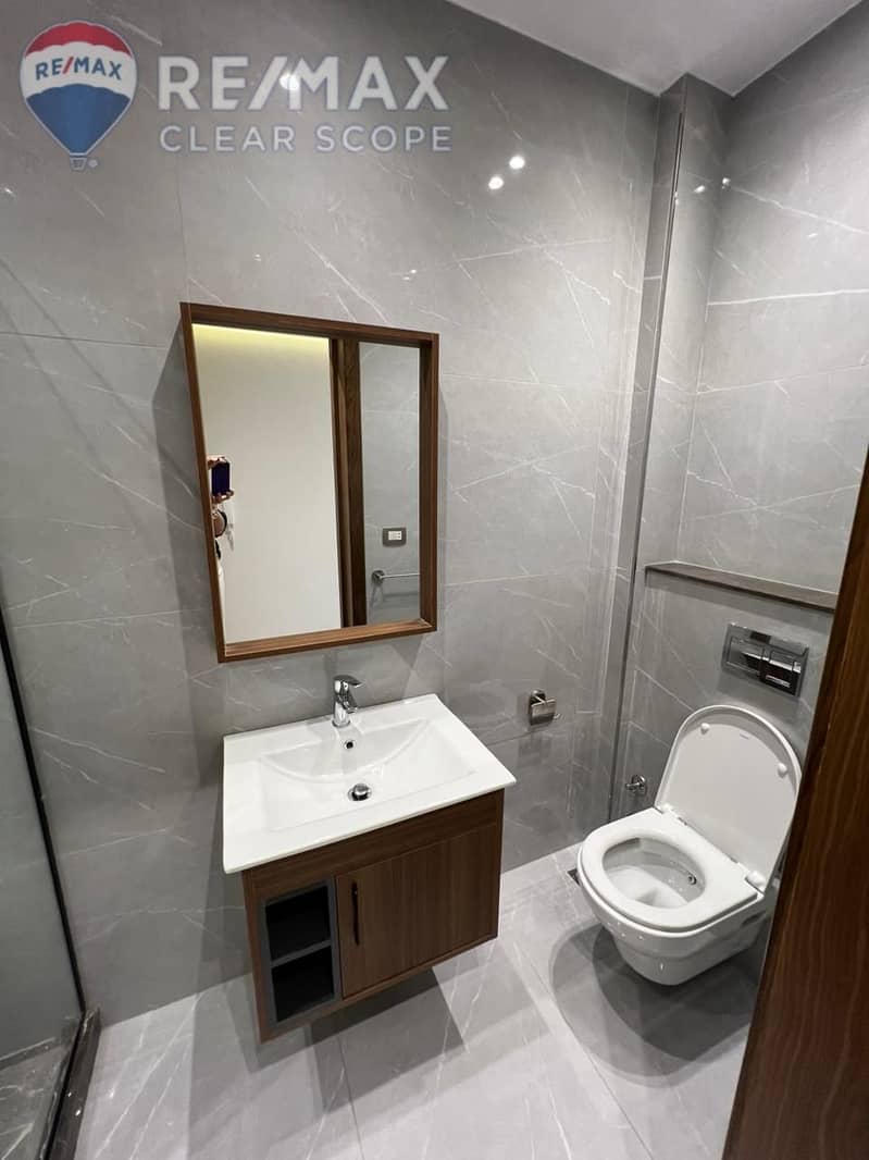 8 9d401085-a236-47ea-bc7f-60b5fc37c2c5. jpg