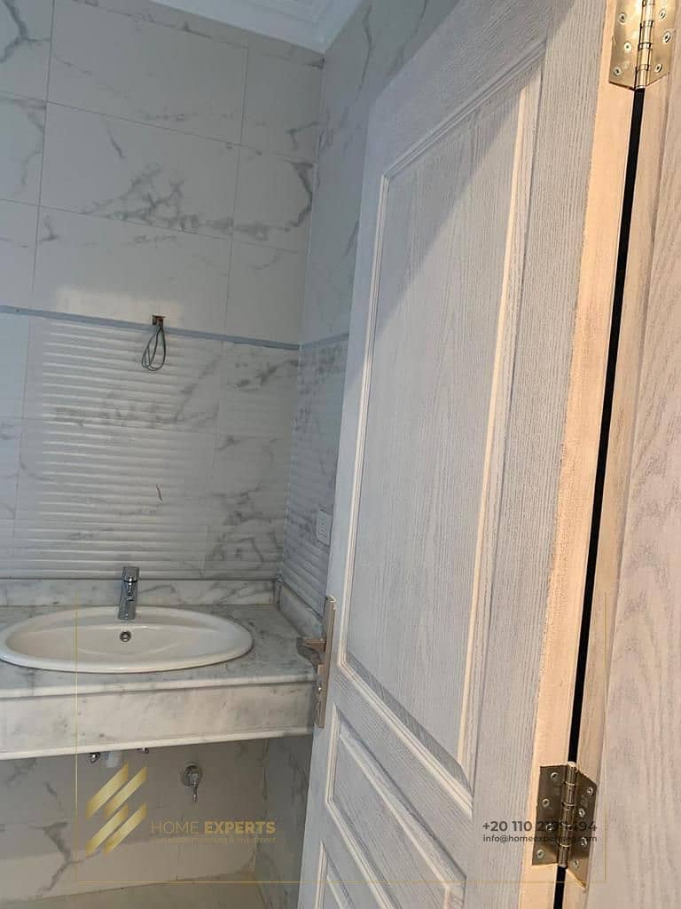 3 2e149a6c-3dca-4ef2-9266-61db9371aeaf. jpg