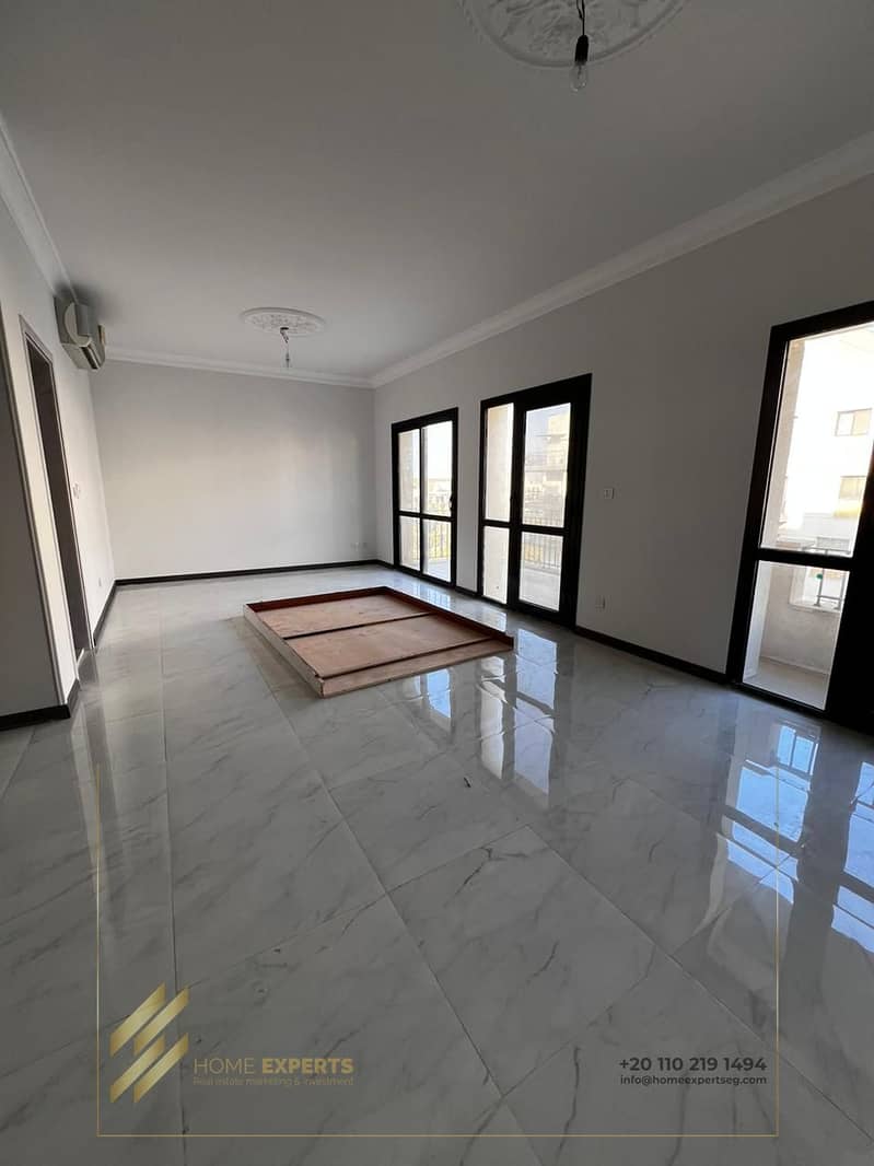 5 55aa2334-b766-41ef-8610-2cffa216e2ad. jpg