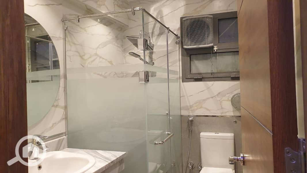 2 WhatsApp Image 2025-11-06 at 11.33. 31 AM. jpeg