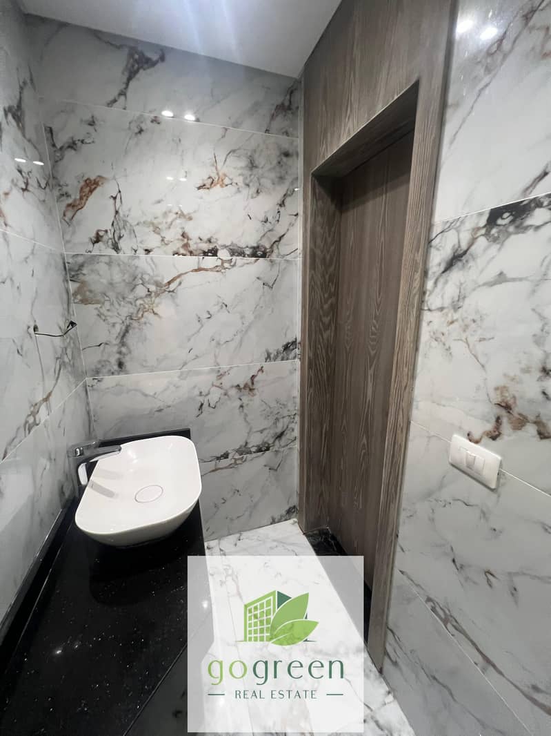 5 WhatsApp Image 2025-10-29 at 1.52. 54 PM (3). jpeg