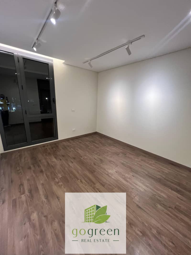 16 WhatsApp Image 2025-10-29 at 1.52. 57 PM (1). jpeg