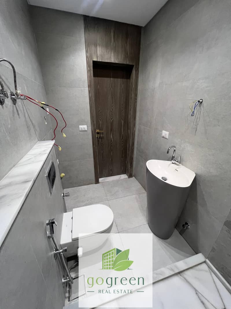 19 WhatsApp Image 2025-10-29 at 1.52. 57 PM (4). jpeg