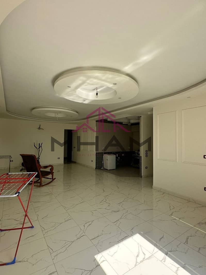 2 photo_5787297951683120343_y. jpg