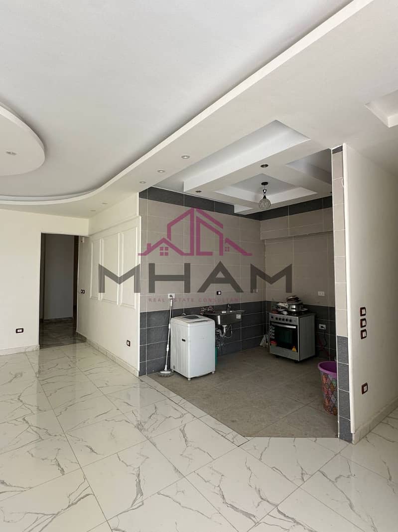 8 photo_5787297951683120347_y. jpg