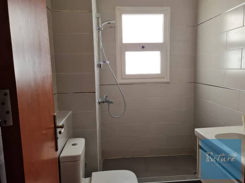 11 WhatsApp Image 2025-11-03 at 1.05. 27 PM (2). jpeg