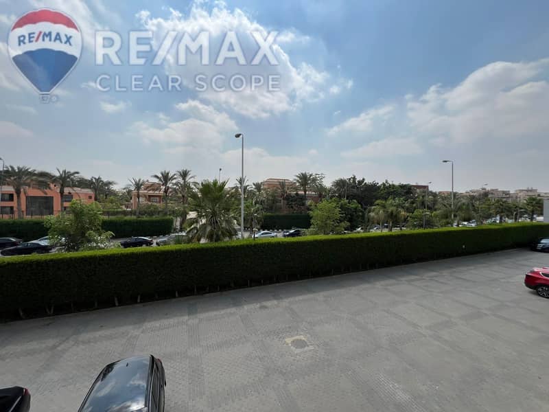 12 9393a4fa-8ee6-49a7-8ede-c713b2bce555. jpg