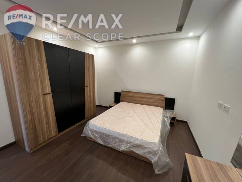 13 334890a3-94ad-4c2c-a2c5-b701f29ba061. jpg