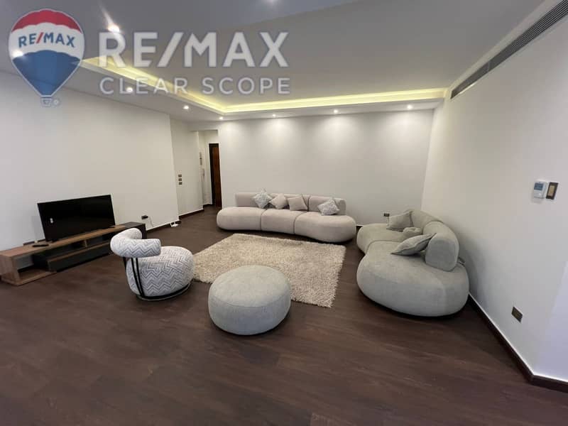 15 aef9785a-776b-43e6-ae10-e4355a0244ea. jpg