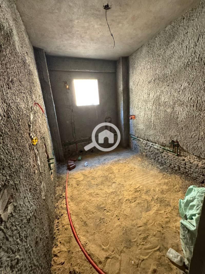 8 WhatsApp Image 2025-11-06 at 12.21. 53 PM. jpeg