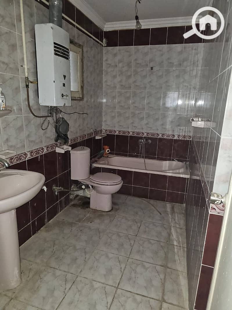 5 edae06e6-ec8a-42cc-9082-3d9600260833. jpg