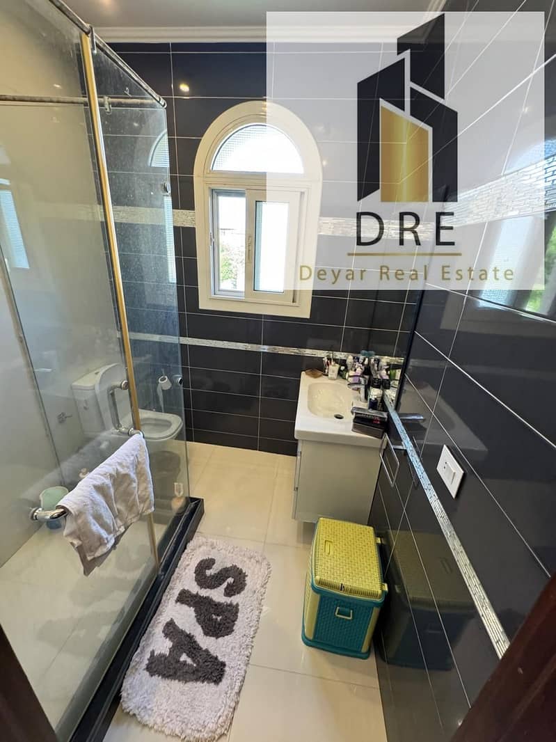 13 53dff161-f951-43a3-b59f-ec698a79d01d. jpg