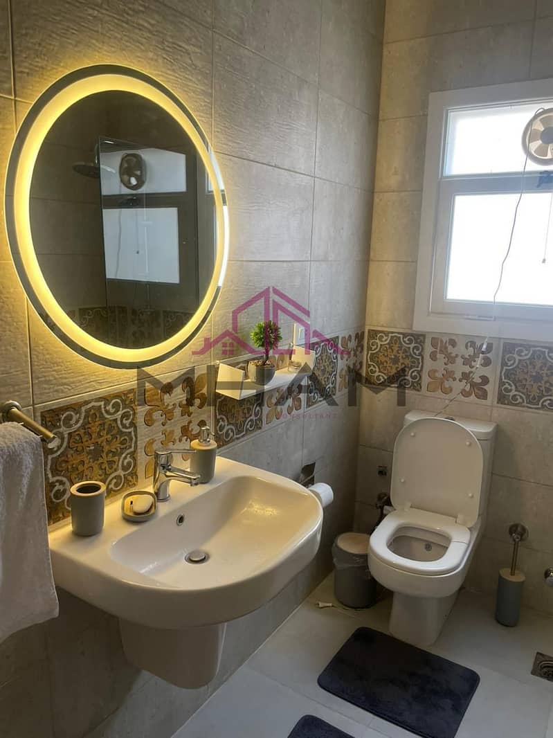 4 photo_5787297951683120293_y. jpg