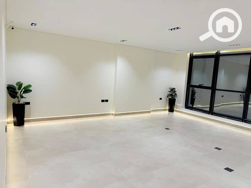 10 WhatsApp Image 2025-11-05 at 7.49. 19 PM_800x600. jpg