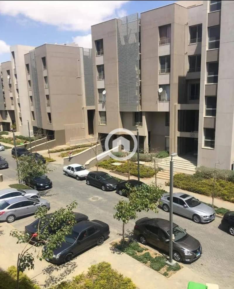 5 6800fe6d-25fe-4f18-9701-3a4bce5c2cbf. jpeg