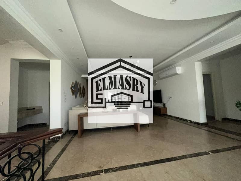 2 54b928ad-c017-4c98-82fb-2990f692091e. jpeg