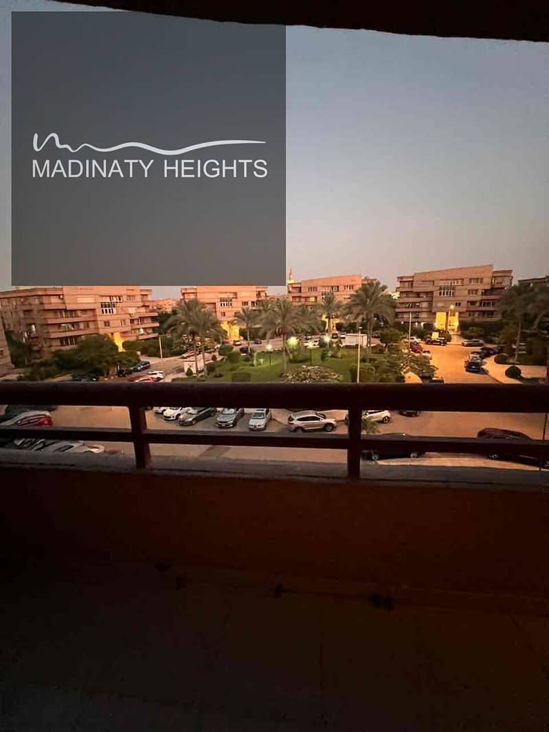 2 3cad6f6e-8a7d-4035-a7c0-c1a4b29a864a. jpg