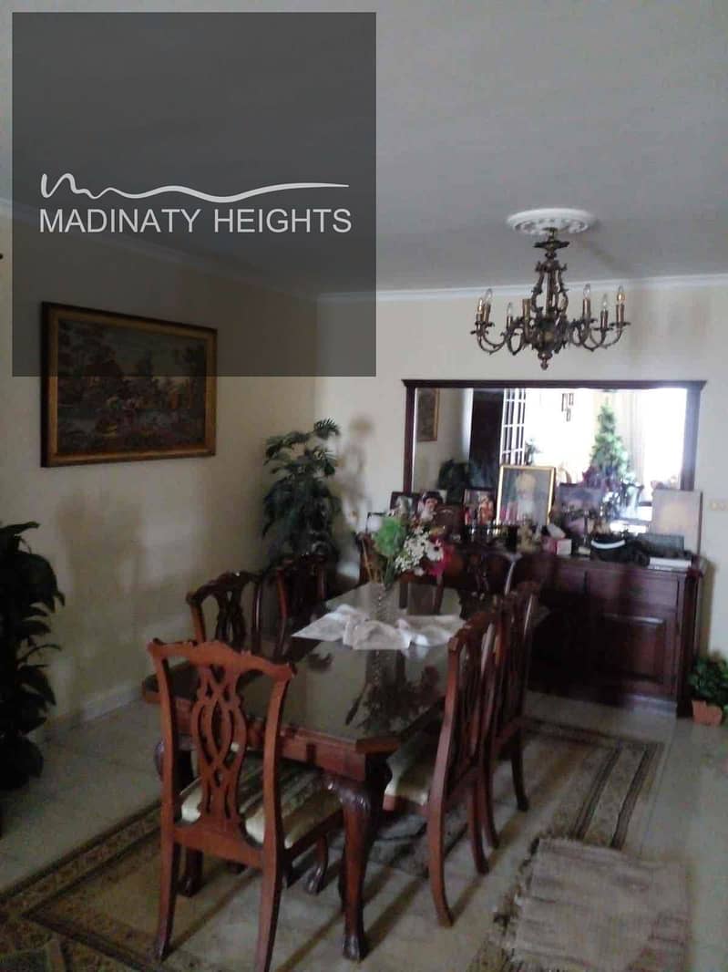 4 e2d610ad-7c4a-4b44-bb50-c5a5c9d7d7cf. jpg