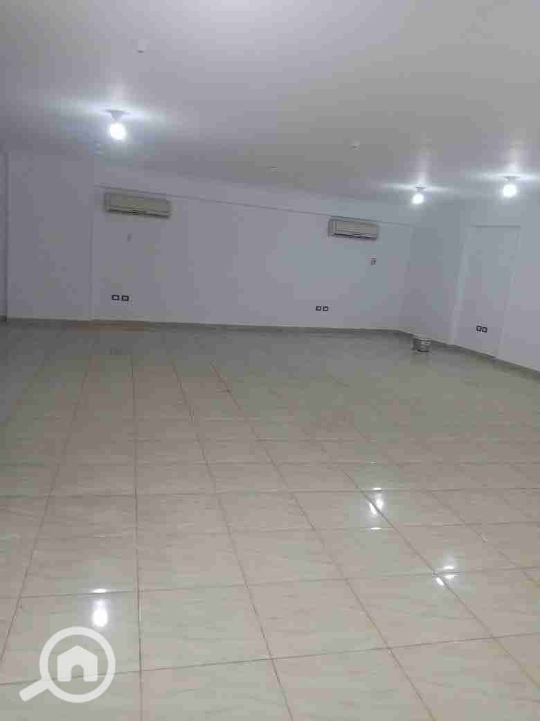 1000234843. jpg 1000234843. jpg