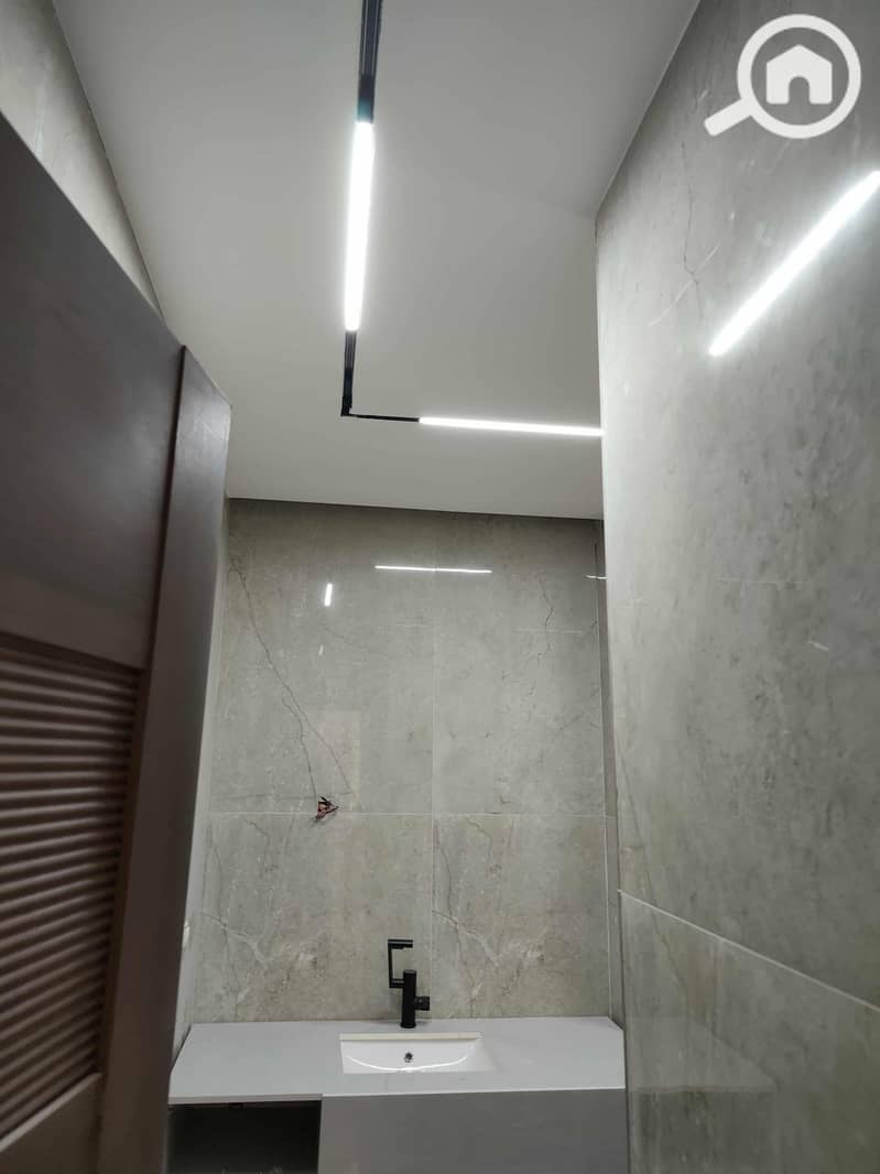 6 WhatsApp Image 2025-11-05 at 20.27. 42 (1). jpeg