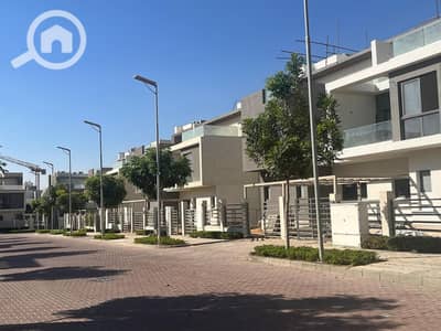3 Bedroom Townhouse for Sale in New Cairo, Cairo - 4d2a4cf7-e841-4365-8e40-8ce8aa4db38a. jpg