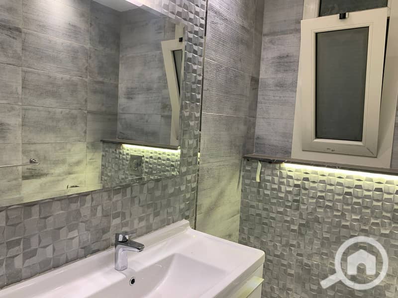 8 WhatsApp Image 2025-11-06 at 10.19. 32 AM (1). jpeg