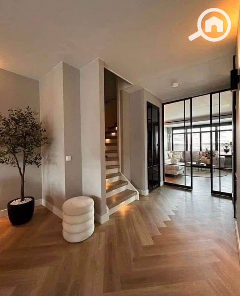 12 WhatsApp Image 2025-10-29 at 12.48. 12 PM. jpeg