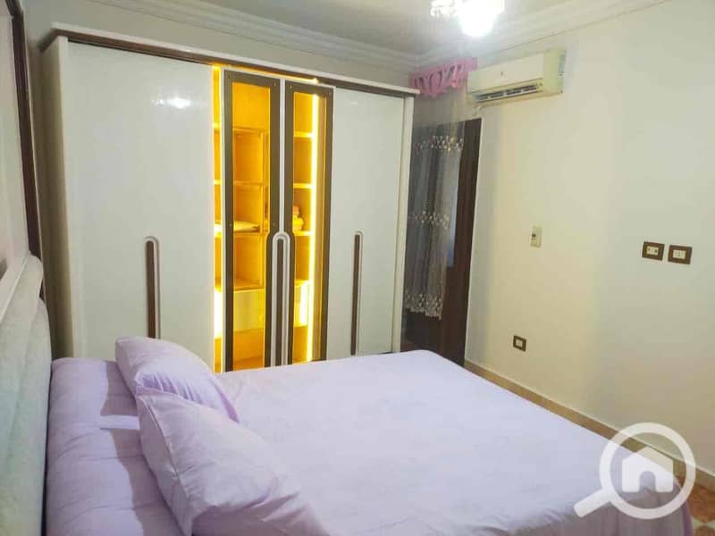 19 048fe017-4ce7-4b1f-8ed4-f8d6ca825a35. jpg