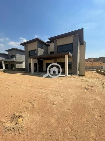 تاون هاوس 5 غرف نوم للبيع في القاهرة الجديدة، القاهرة - IMG-20251106-WA0031. jpg