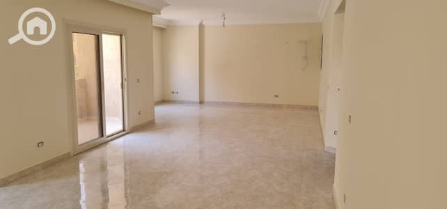 شقة 3 غرف نوم للايجار في القاهرة الجديدة، القاهرة - WhatsApp Image 2025-01-04 at 1.00. 42 PM. jpeg