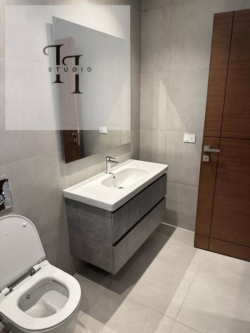 25 WhatsApp Image 2025-11-06 at 1.22. 04 PM (2). jpeg