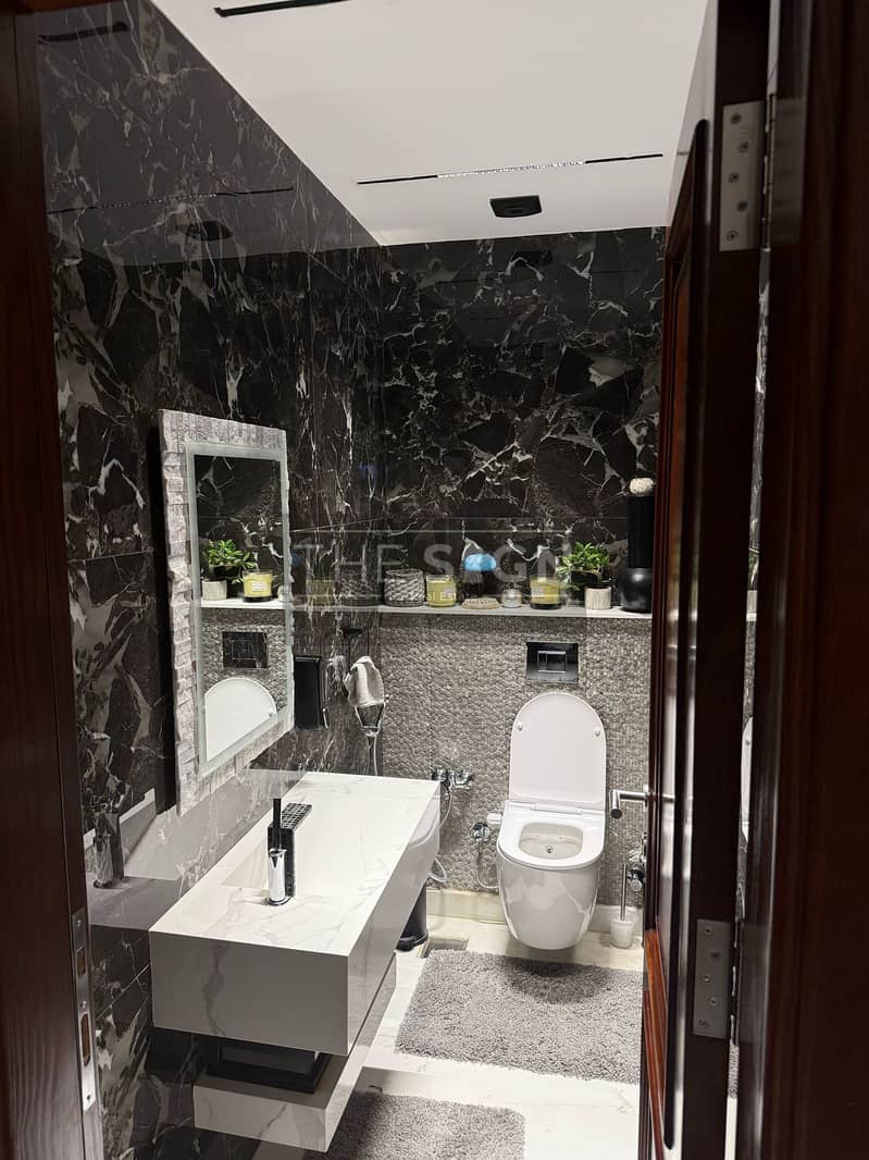 5 WhatsApp Image 2025-11-06 at 13.41. 53 (1). jpeg