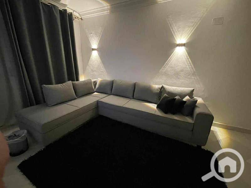 2 ca8ad31b-1173-4cd2-938f-d8c37ad9cce1. jpg