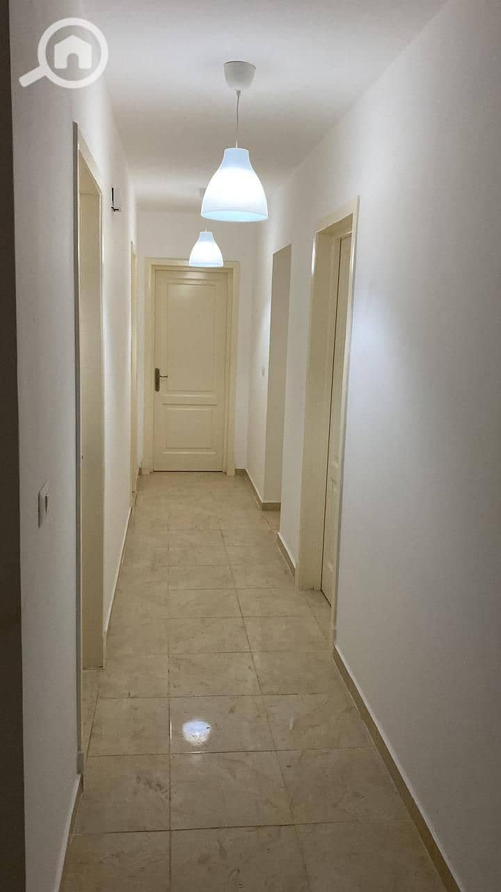 3 1a3e0a22-f1b0-4c45-9b22-4e577c4fb8ea. jpeg