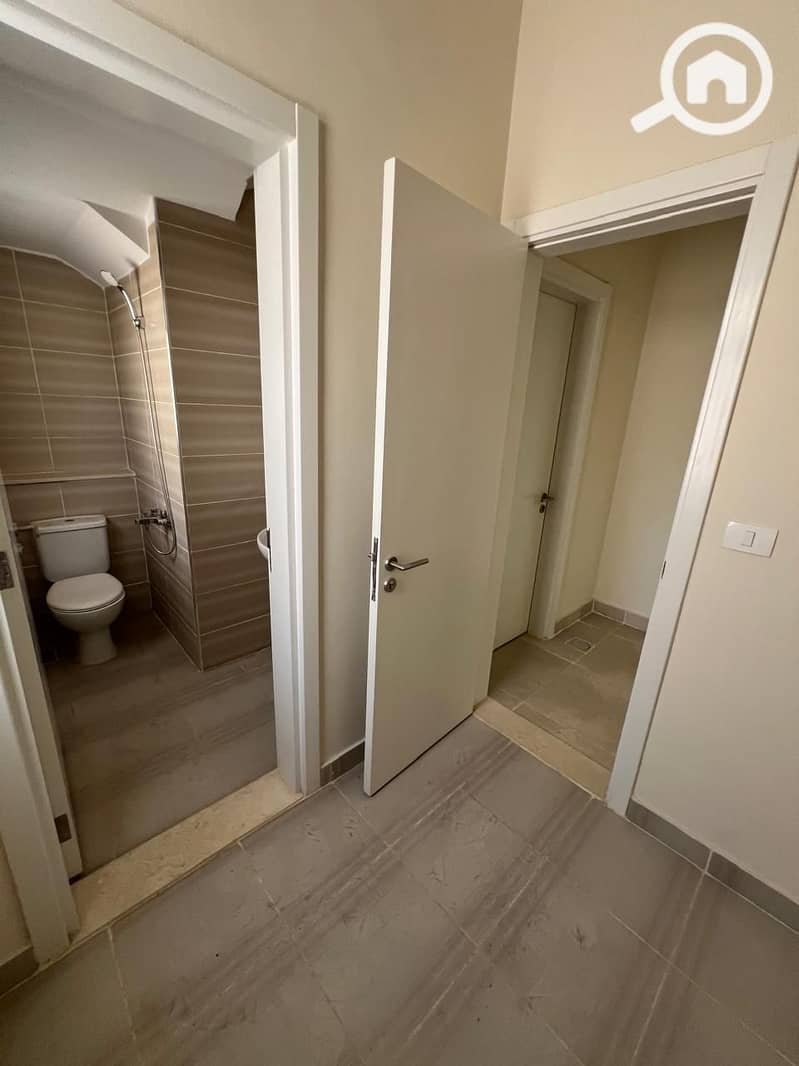 4 d89ac28f-cb42-4f01-9221-a7ba09739dbf. jpeg