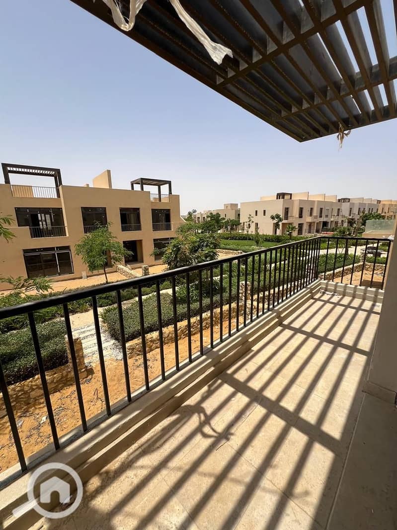 5 d467b449-f103-4a05-b74b-1b4312a0b75c. jpeg