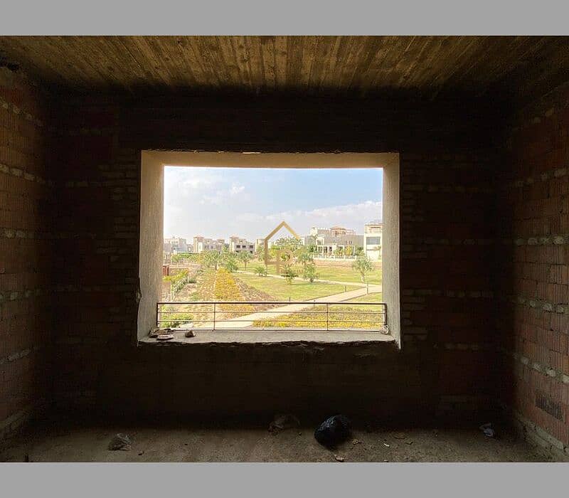 7 544834768_24403940139260841_285001533828079696_n. jpg