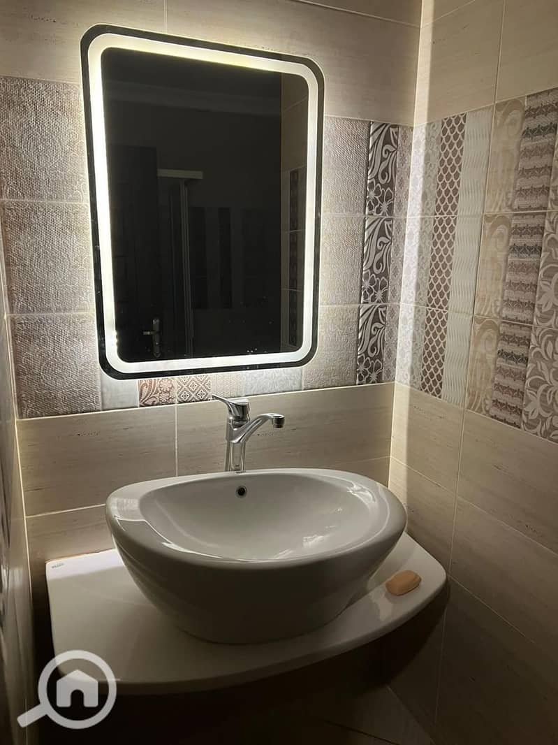 8 427f0206-fa6d-4d1e-86c0-7c337ba8655a. jpg